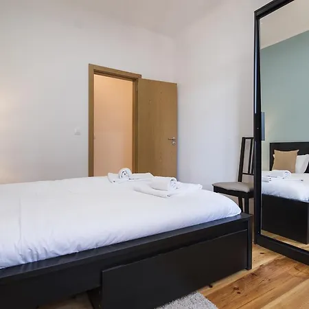 Apartment Almirante Deluxe By Homing Lisbon